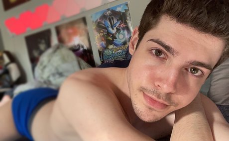 Naakte gelekte OnlyFans-foto van Casscage