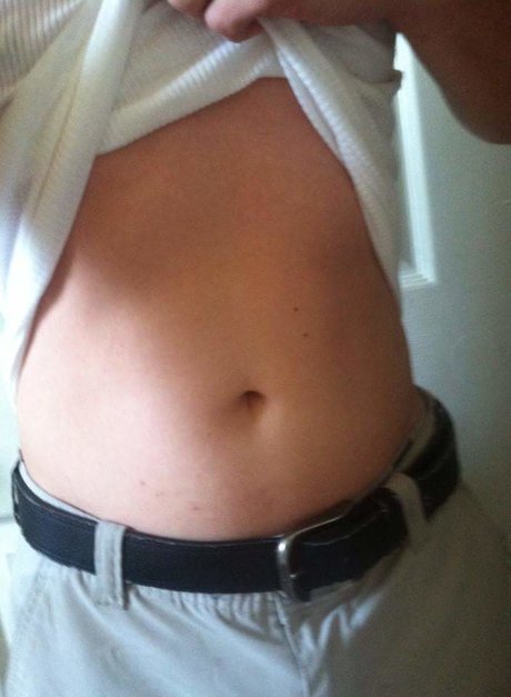 Naakte gelekte OnlyFans-foto van Bddfc