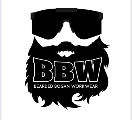 Naakte gelekte OnlyFans-foto van Bearded Bogan