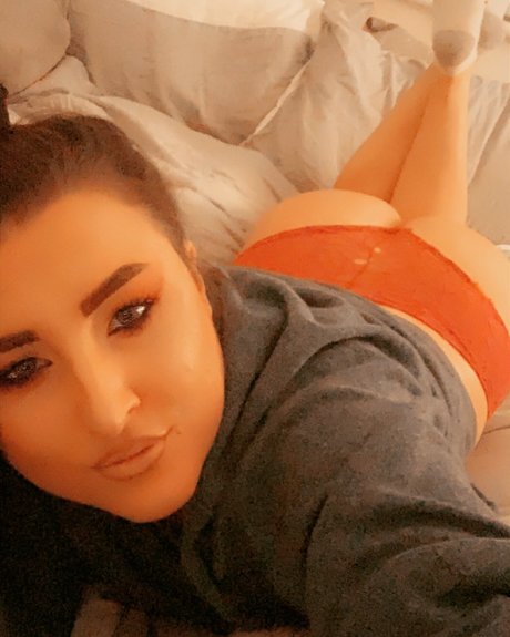 Naakte gelekte OnlyFans-foto van Angie B