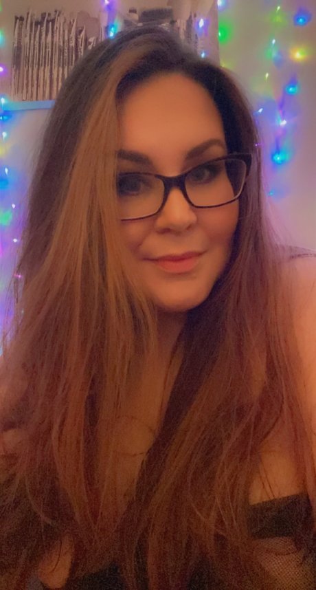 Naakte gelekte OnlyFans-foto van Nikki