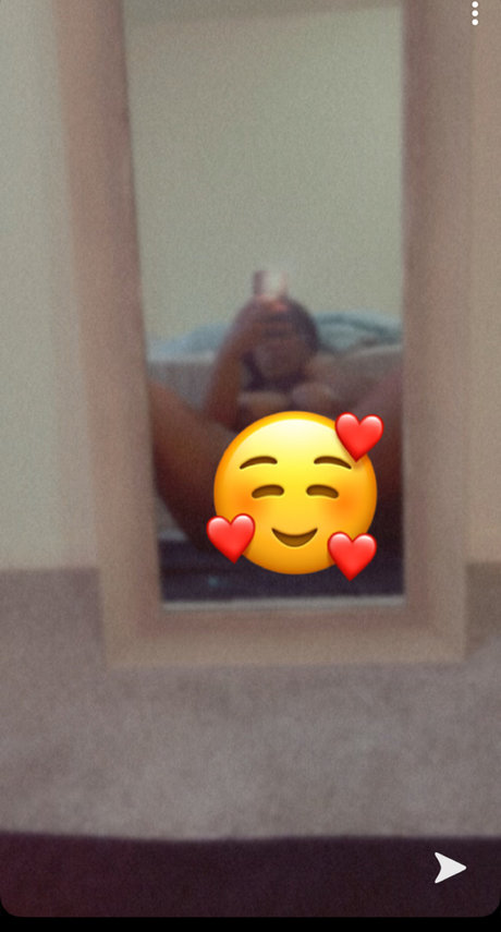 Naakte gelekte OnlyFans-foto van Dai