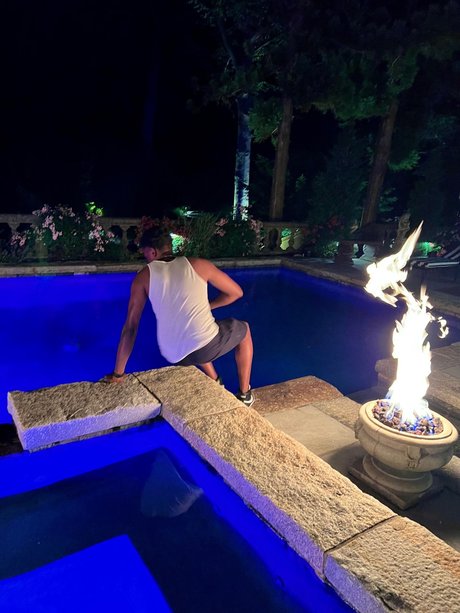 Naakte gelekte OnlyFans-foto van Nevs Premium