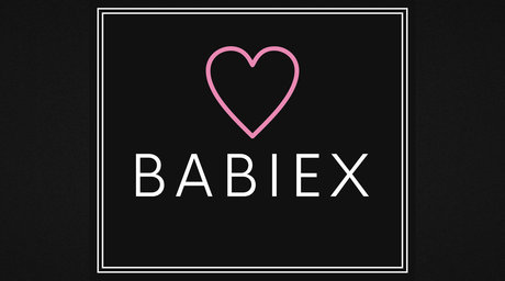 Naakte gelekte OnlyFans-foto van Babiex