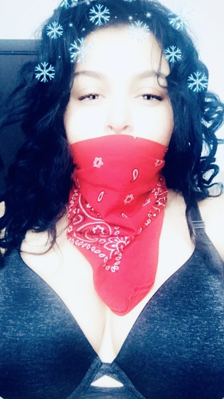 Naakte gelekte OnlyFans-foto van Puerto Rican Princess