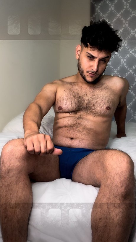 Naakte gelekte OnlyFans-foto van Berael