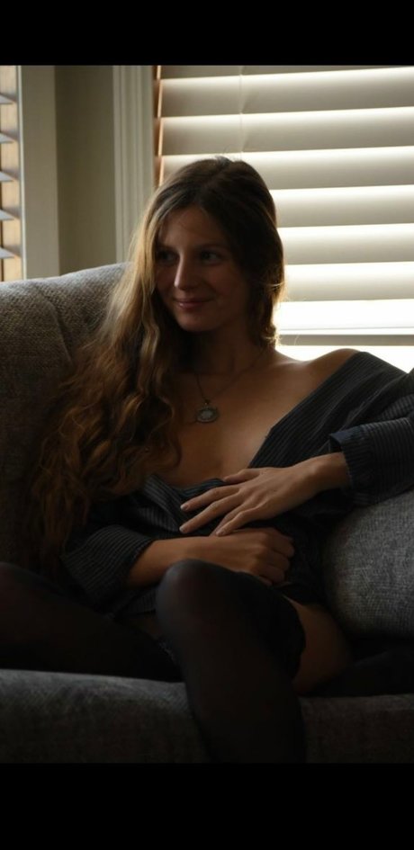 Naakte gelekte OnlyFans-foto van Allielicious