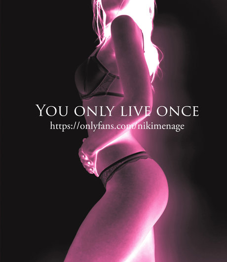 Naakte gelekte OnlyFans-foto van Nikimenage