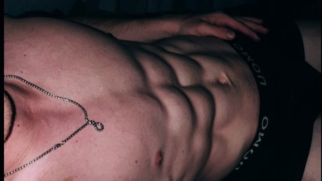 Naakte gelekte OnlyFans-foto van Nico Rico 