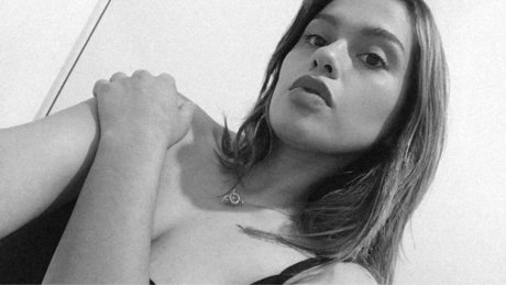 Naakte gelekte OnlyFans-foto van Nico