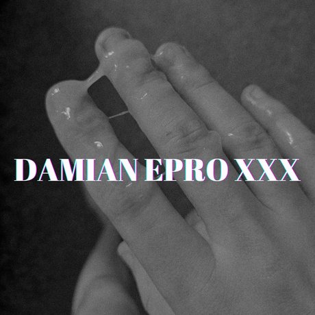 Naakte gelekte OnlyFans-foto van Damian Epro