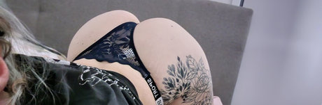 Naakte gelekte OnlyFans-foto van Ciara 