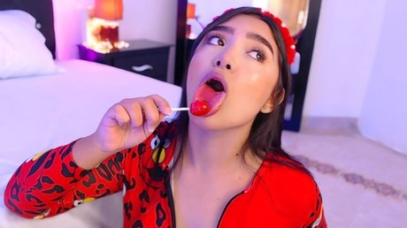 Naakte gelekte OnlyFans-foto van Diana Ramirez