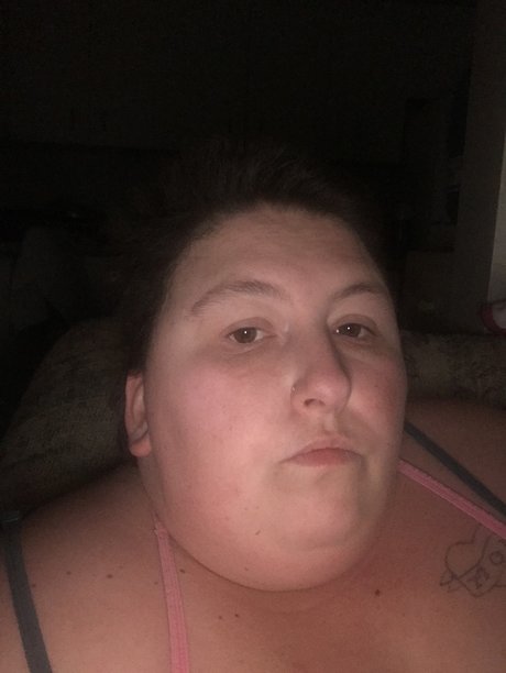 Naakte gelekte OnlyFans-foto van Alyssa
