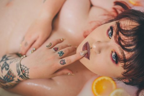 Naakte gelekte OnlyFans-foto van B