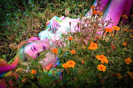 Naakte gelekte OnlyFans-foto van Master William Lestrange  Billie Peques