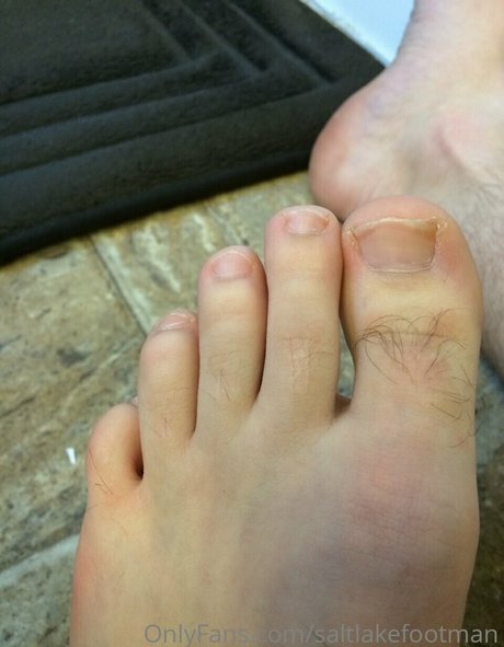 Naakte gelekte OnlyFans-foto van Saltlakefootman