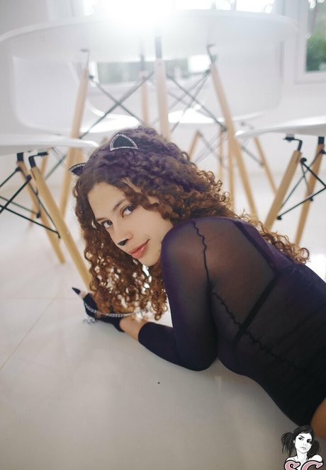 Naakte gelekte OnlyFans-foto van Hopefulsuicidegirls