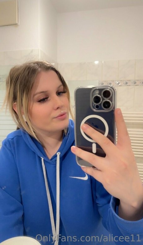 Alicee11
