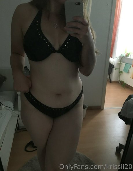 Naakte gelekte OnlyFans-foto van Krissii20