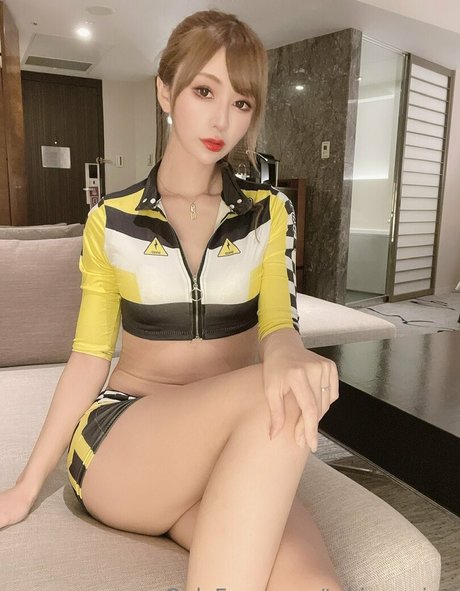 Naakte gelekte OnlyFans-foto van Iorin