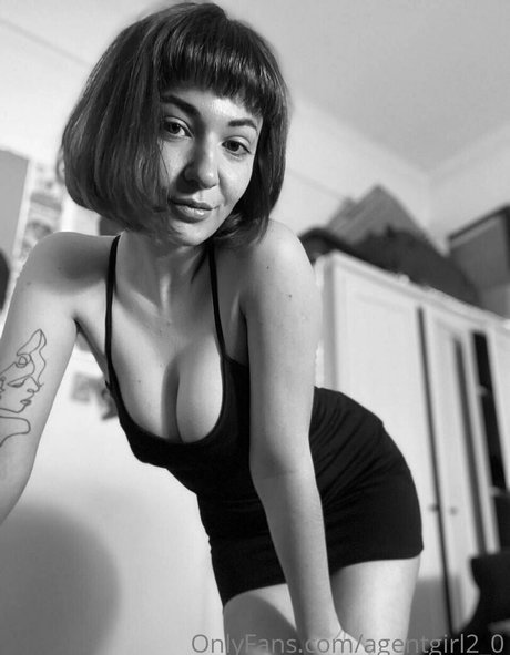 Naakte gelekte OnlyFans-foto van Agentgirl20