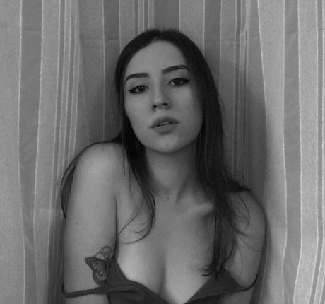 Naakte gelekte OnlyFans-foto van Marianna Tondolo