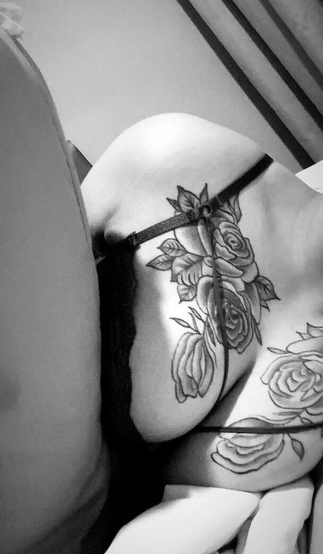 Naakte gelekte OnlyFans-foto van Girlevelyn