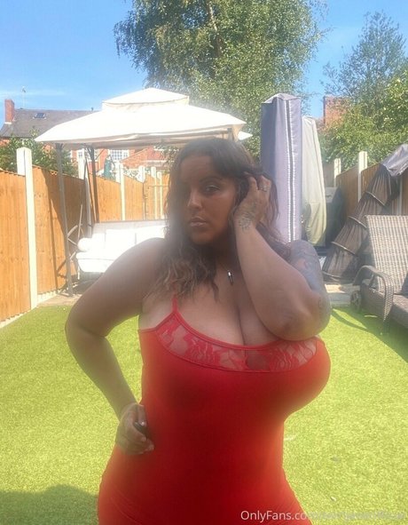 Terrijaneofficial