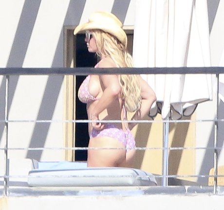 Jessica Simpson