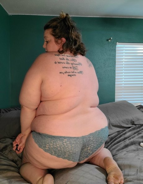 Naakte gelekte OnlyFans-foto van Ssbbwdaisyfree