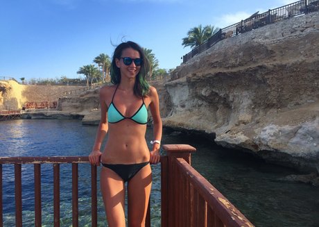 Naakte gelekte OnlyFans-foto van Dj Miss Monique