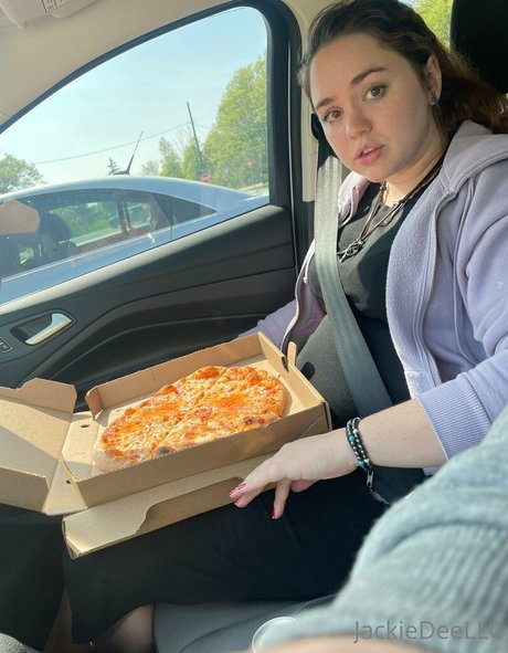 Snackupjackie