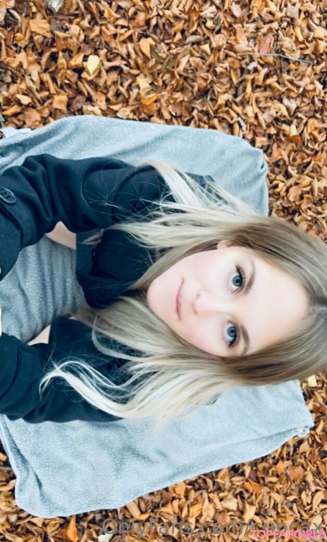 Naakte gelekte OnlyFans-foto van Cupcaxfree #18 Naakte gelekte OnlyFans-foto van Cupcaxfree #18