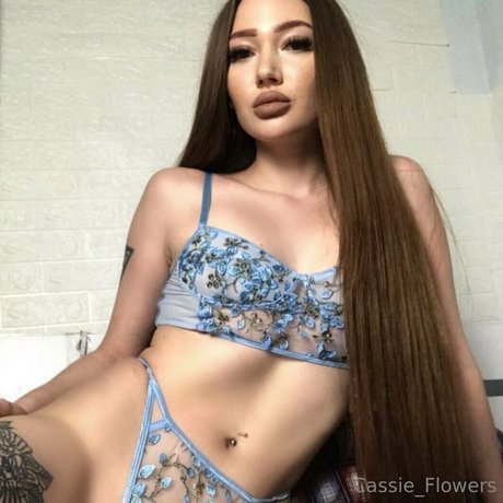 Naakte gelekte OnlyFans-foto van Cassieflower