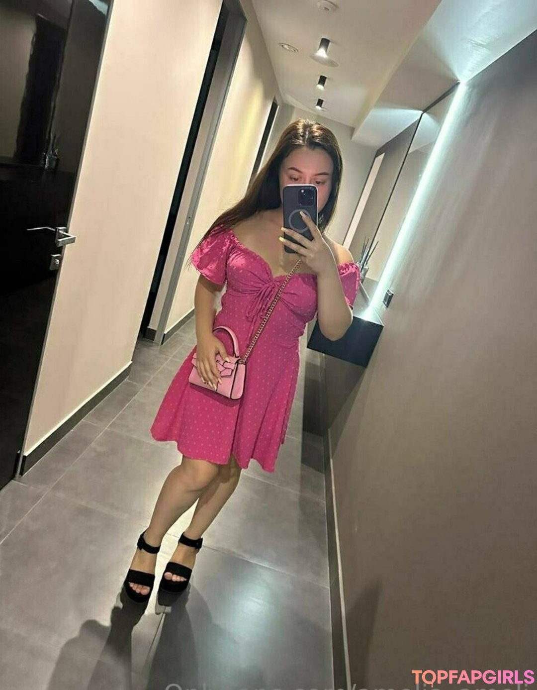 Naakte gelekte OnlyFans-foto van Ameliaameli #141 Naakte gelekte OnlyFans-foto van Ameliaameli #141