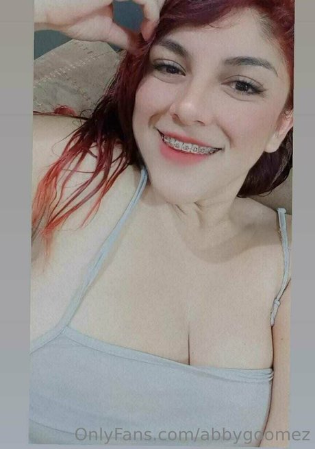 Naakte gelekte OnlyFans-foto van Abbygoomez
