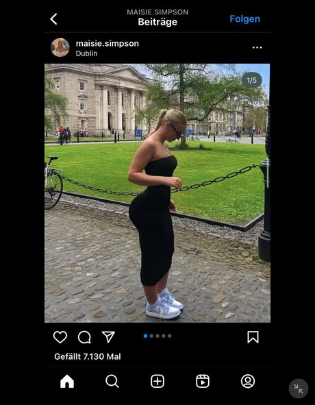 Naakte gelekte OnlyFans-foto van Maisie Simpson