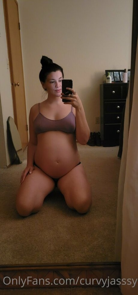 Curvyjasssy