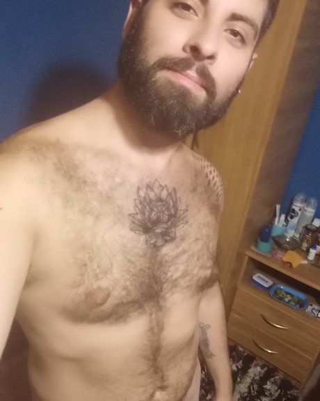 Naakte gelekte OnlyFans-foto van Armando Faso