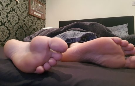 Naakte gelekte OnlyFans-foto van Army Alpha Rick