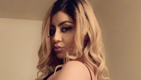 Naakte gelekte OnlyFans-foto van 