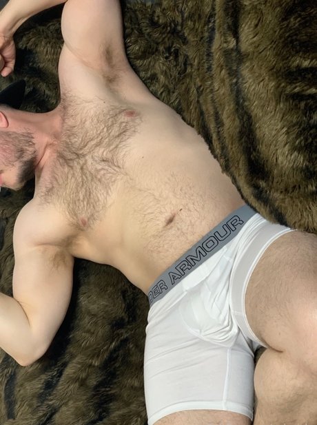 Naakte gelekte OnlyFans-foto van Nolan John