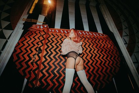 Naakte gelekte OnlyFans-foto van Alexxxa