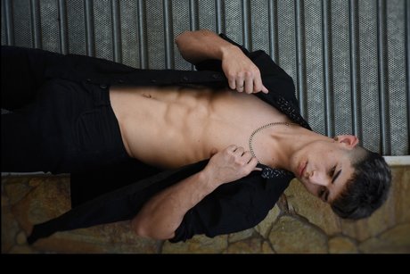 Naakte gelekte OnlyFans-foto van Santysexxx