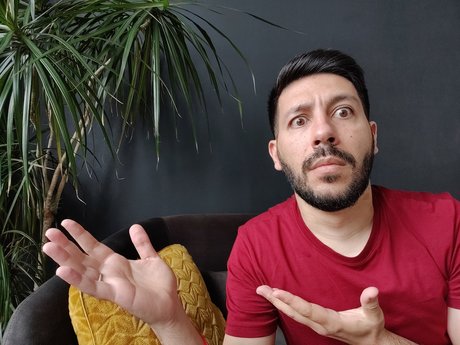 Naakte gelekte OnlyFans-foto van Andrea