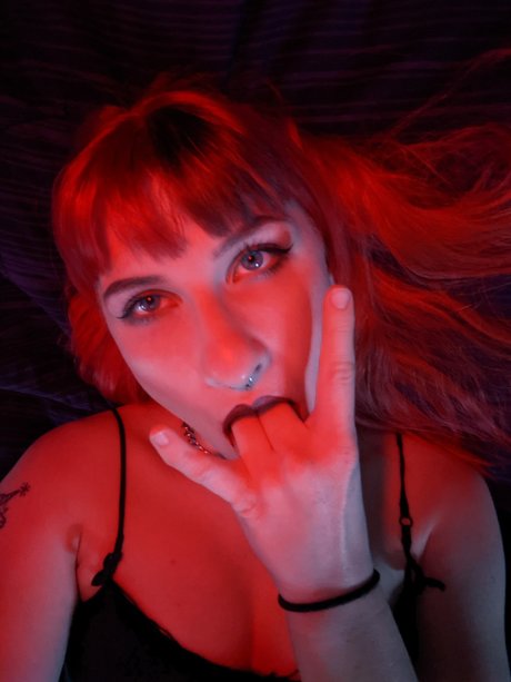 Naakte gelekte OnlyFans-foto van Alexa 