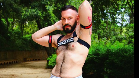 Naakte gelekte OnlyFans-foto van Alessio Veneziano