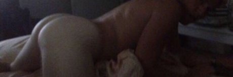 Naakte gelekte OnlyFans-foto van Ted N Aaron