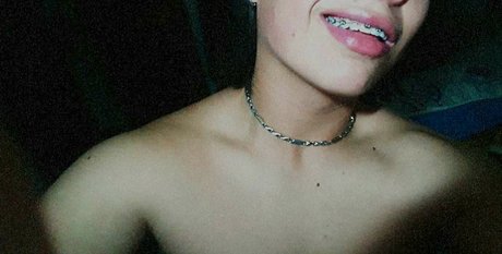 Naakte gelekte OnlyFans-foto van Alejandro Casas